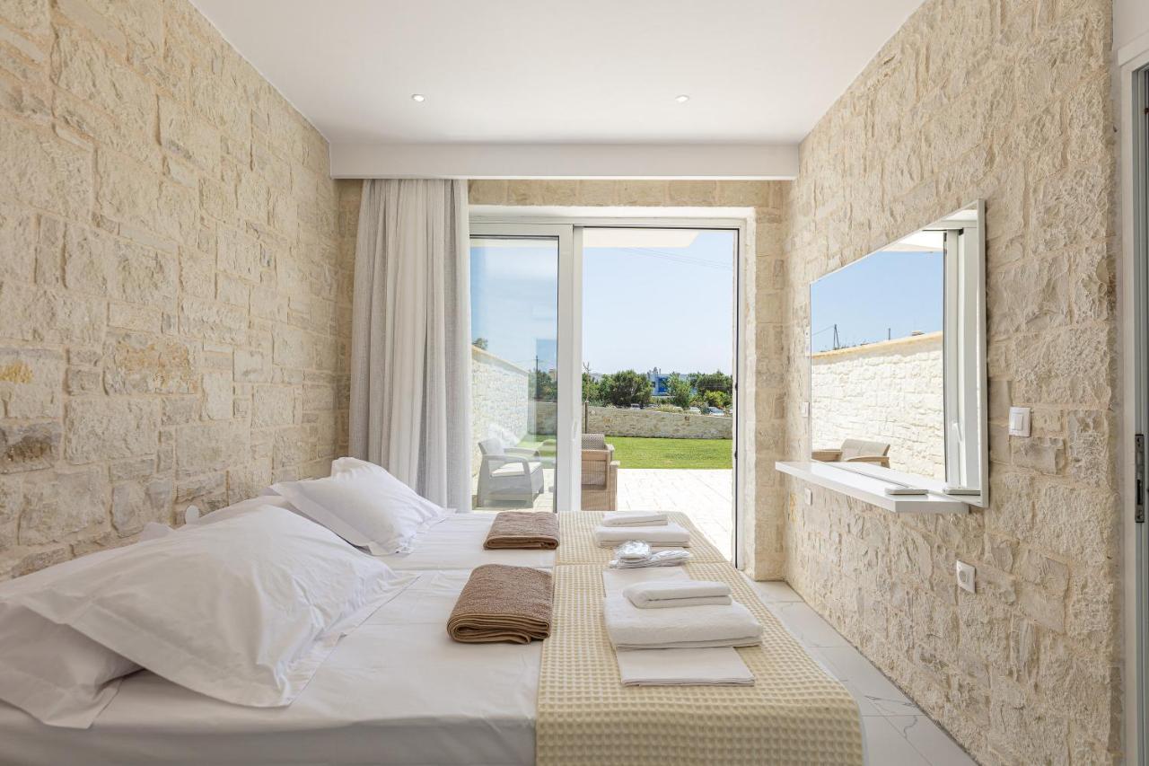 Mythos Villas Damnoni Exterior photo