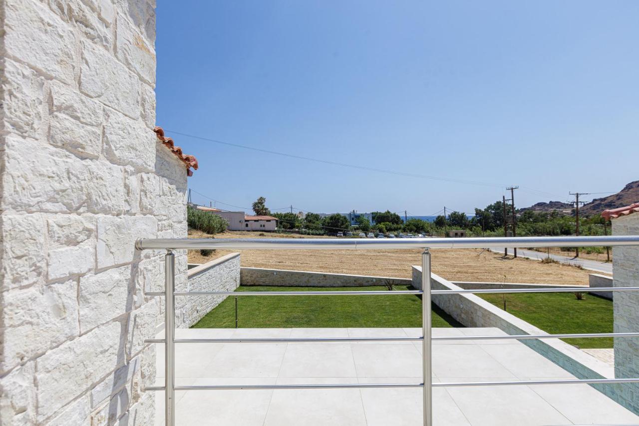 Mythos Villas Damnoni Exterior photo