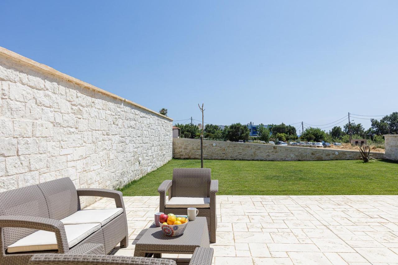 Mythos Villas Damnoni Exterior photo