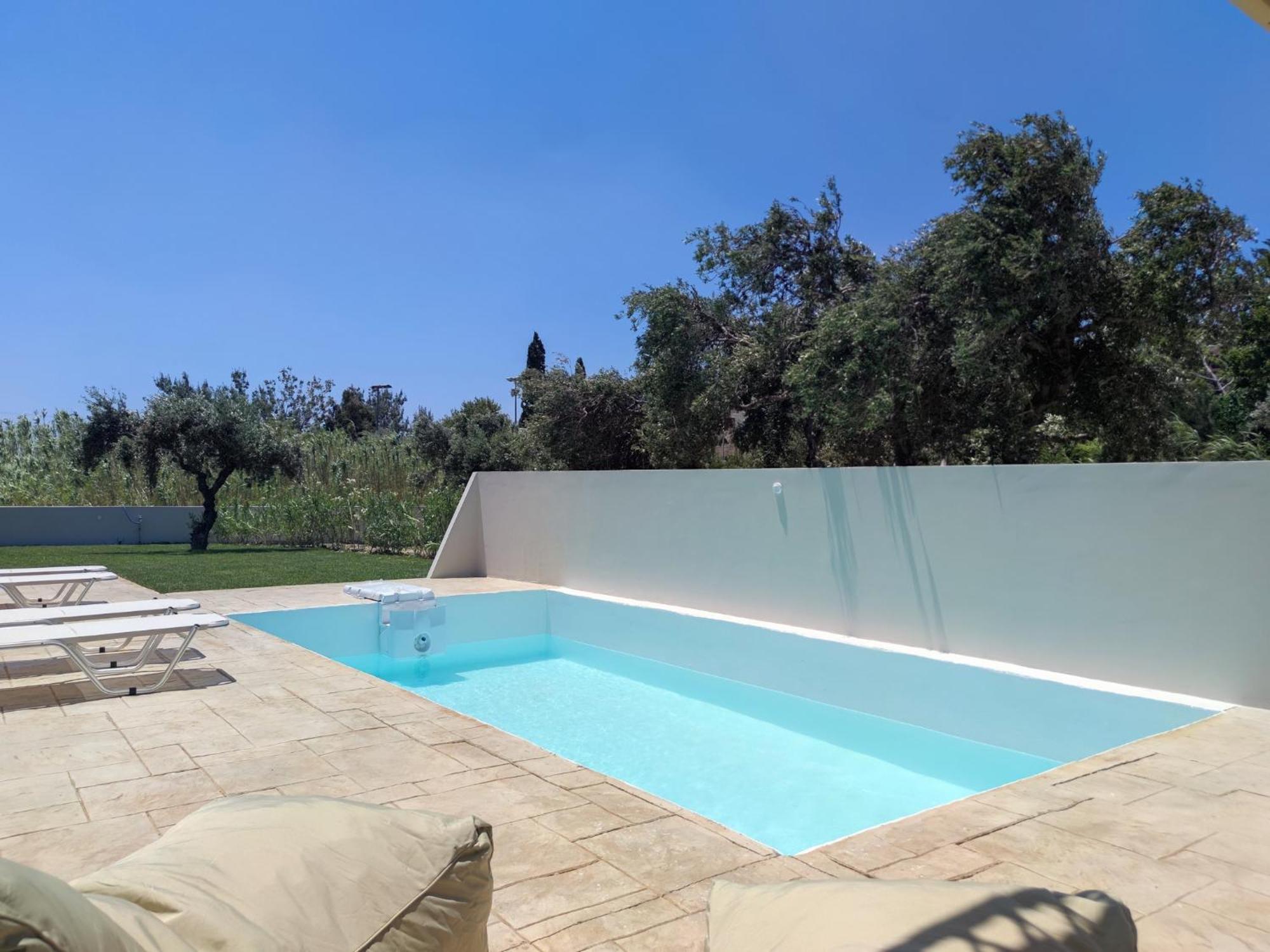 Mythos Villas Damnoni Exterior photo
