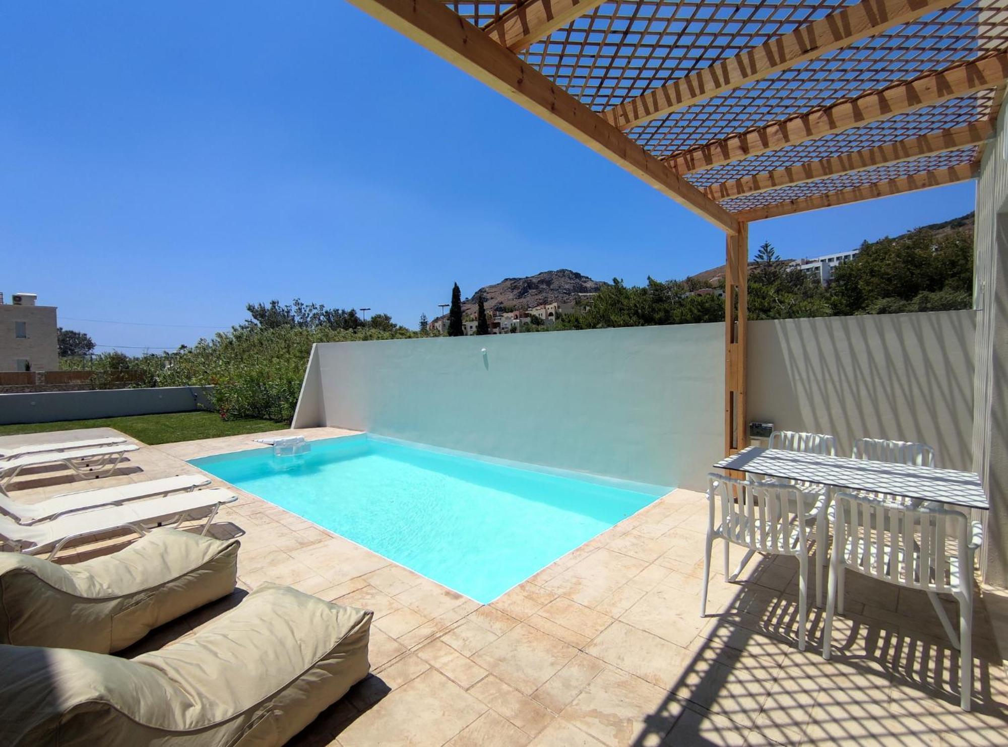 Mythos Villas Damnoni Exterior photo