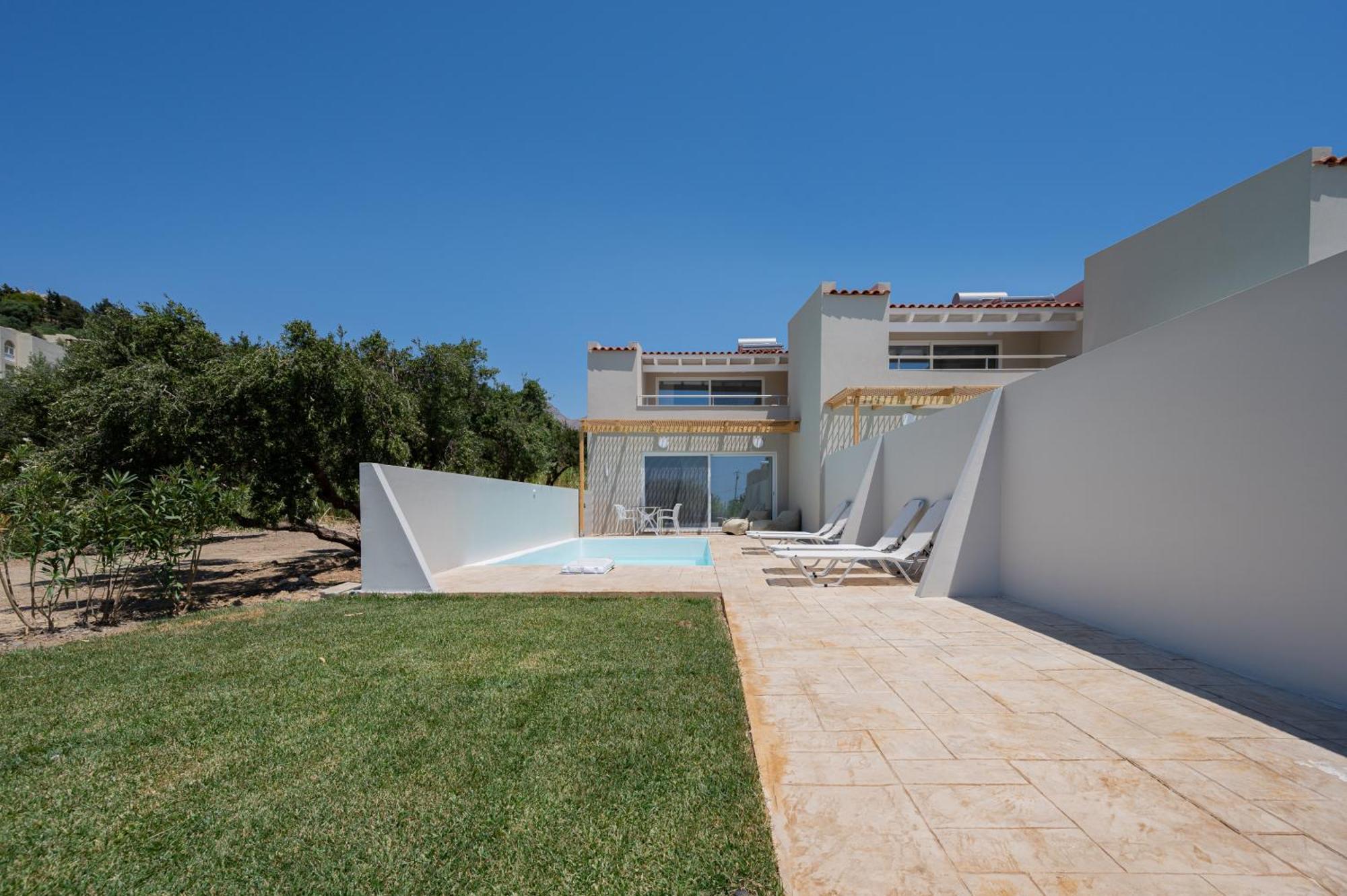 Mythos Villas Damnoni Exterior photo